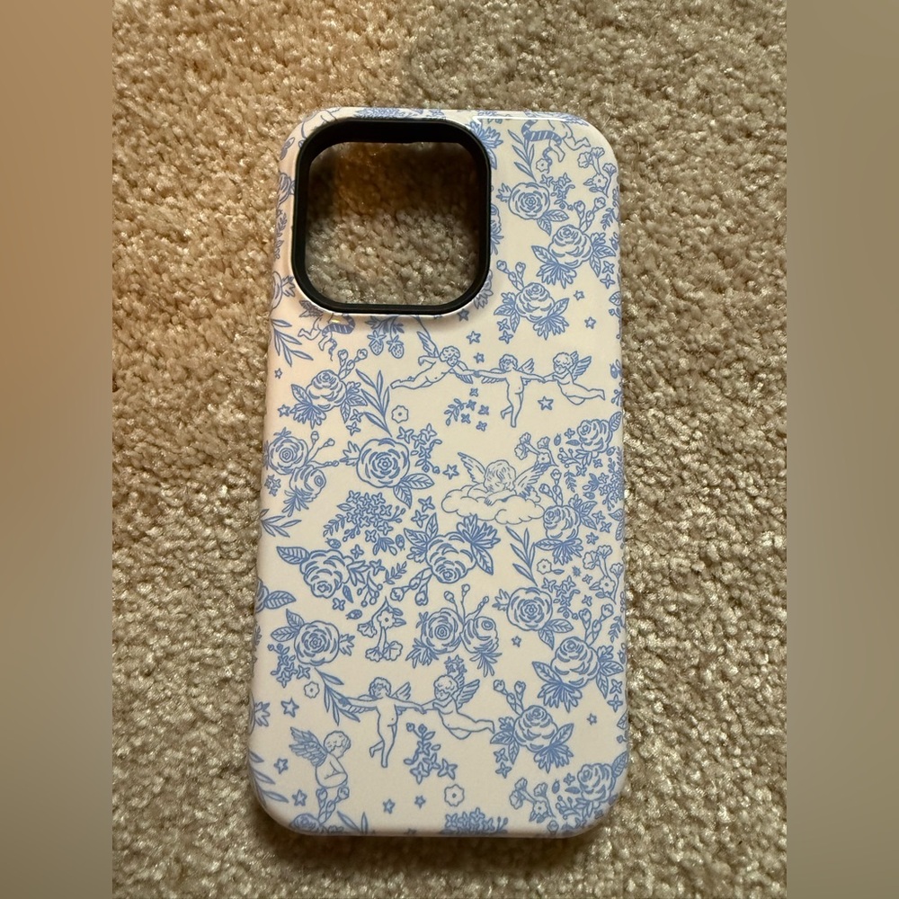 Casely Cupid’s Canvas Periwinkle Floral iPhone 15 Pro Case